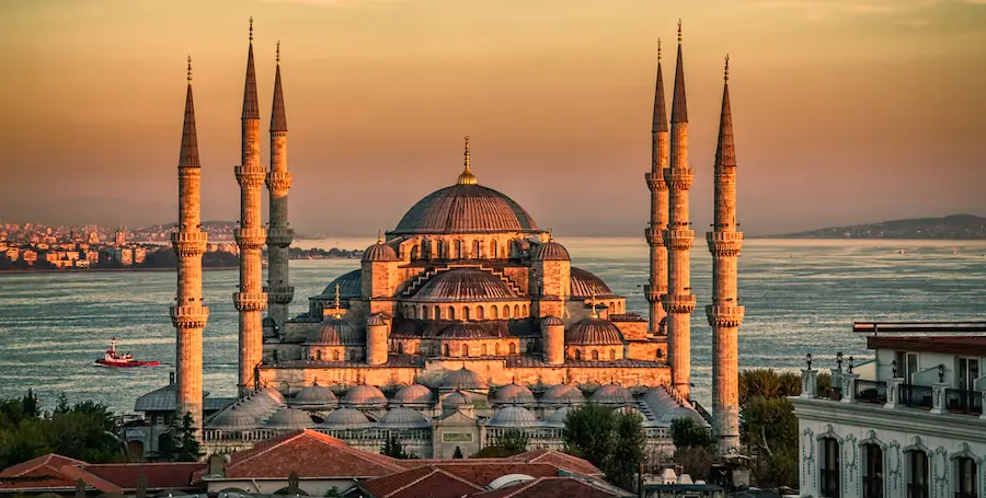 Top Experiences You Can’t Miss on Your First Trip to Turkey